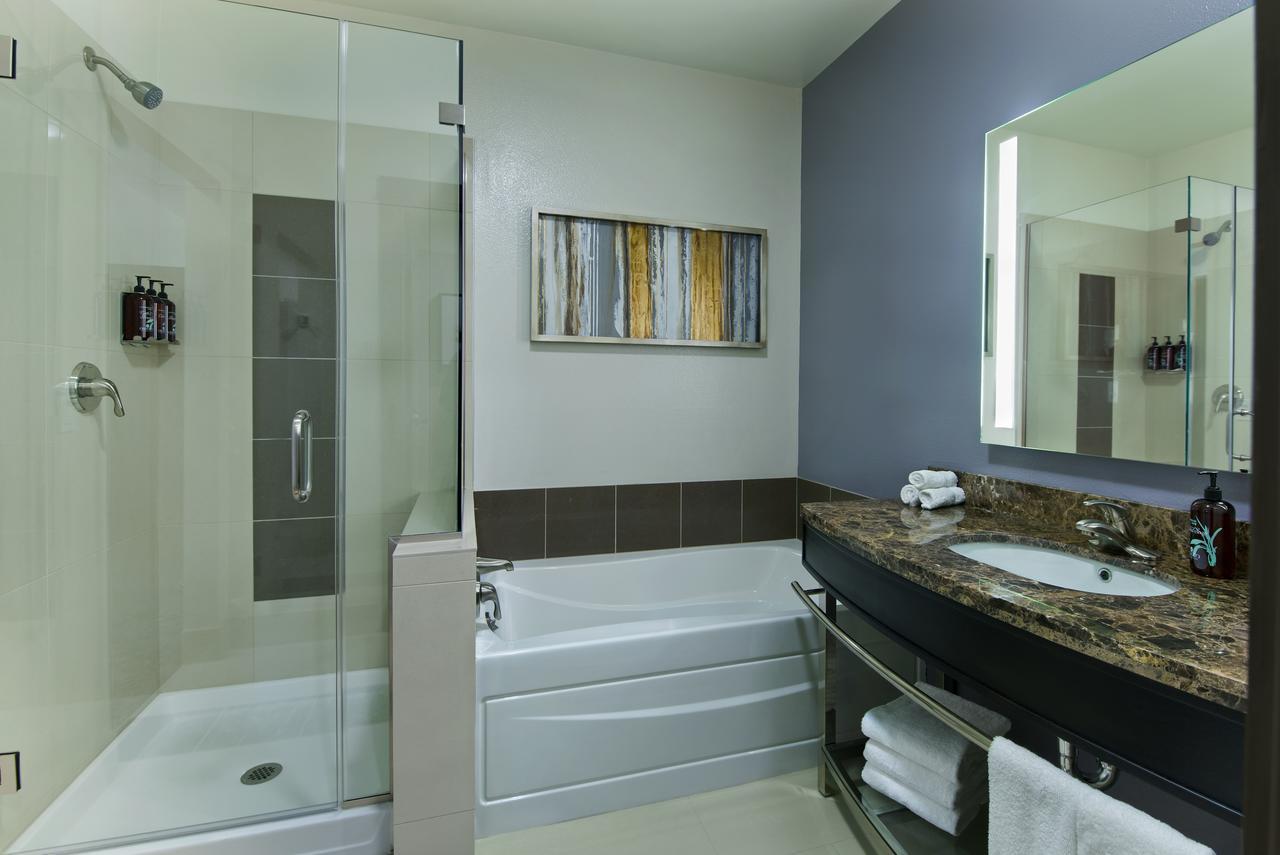 Oxford Suites Sonoma - Rohnert Park Esterno foto