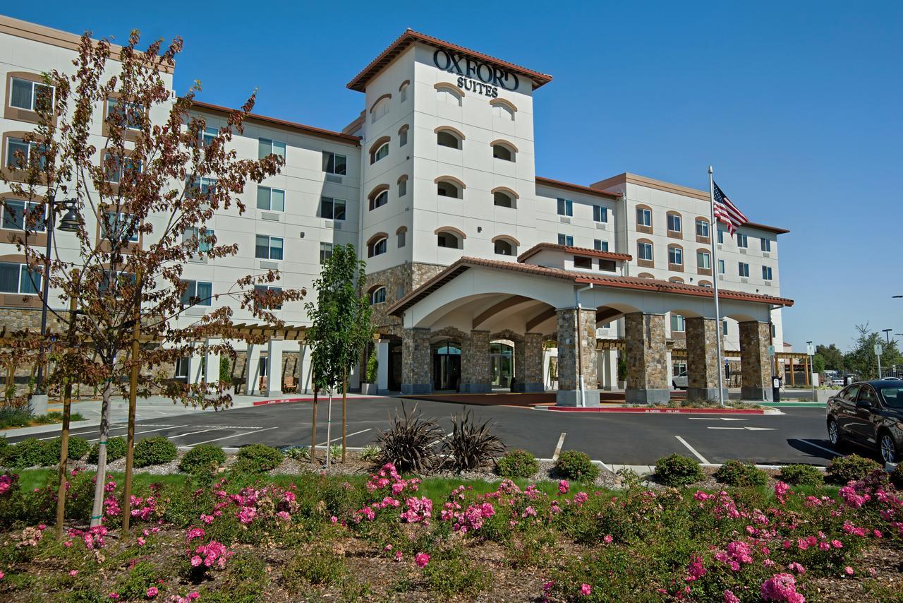 Oxford Suites Sonoma - Rohnert Park Esterno foto